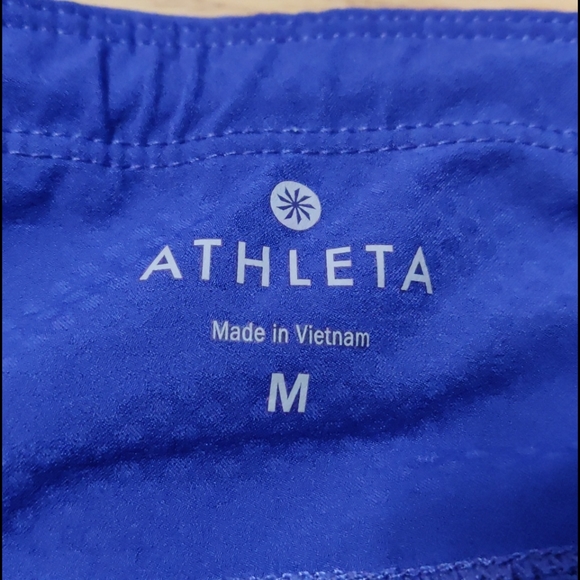 Athleta Workout Capri Leggings with Pockets Size M - Picture 3 of 8